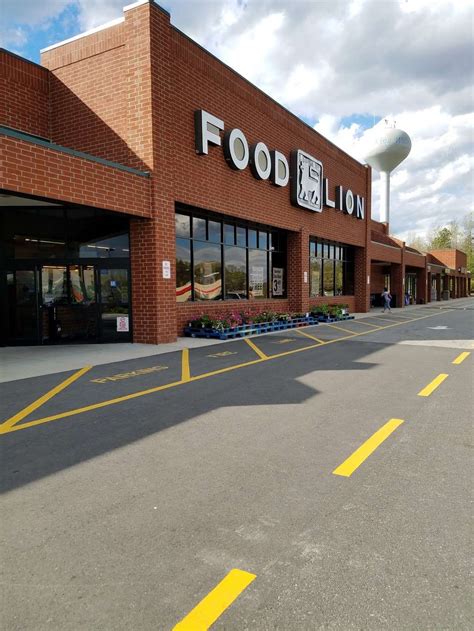 Food lion tappahannock. Food Lion Supermarket location at 1856 TAPPAHANNOCK BLVD, TAPPAHANNOCK, VA 22560 with address, opening hours, phone number, directions, and more with an interactive map and up-to-date information. 