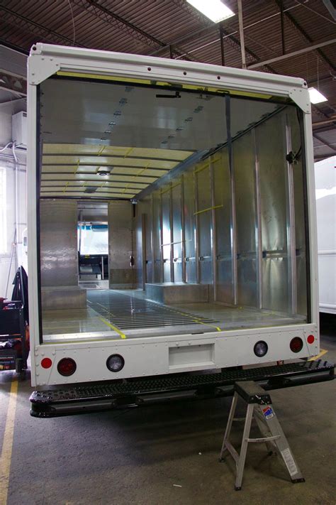 Food truck building. Food Truck, Trailer, Cart or Van One of the simplest ways to save money on a new build is when you select a food truck, trailer, cart or mobile food van. Food trucks will typically cost the most money because they come included with an engine. Trailers are less expensive and typically can be purchased for $20,000 – $50,000. 