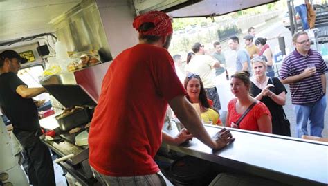 Food trucks roll into Twin Cities catering scene