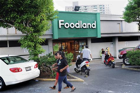 Foodland's Lilha branch is shutting down after a 75-year run. HONOLULU (KITV4 Island News) -- Foodland Supermarket is closing its Liliha store on School Street later in September, the company ...