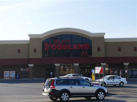 Foodland Hours of Operation in Scottsboro, AL. Advertisement. 2 Locations in Scottsboro. www.foodland.com. 4.5 based on 21 votes. Name Address Phone Address and Phone. Foodland - Scottsboro - Alabama. 1402 County Park Rd (256) 259-3029; Foodland - Scottsboro - Alabama. 1402 County Park Rd, #1 (256) 259-1011;. 