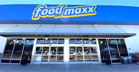 The nearest stores of Foodmaxx in Salinas CA and surroundings. 1962 N Main Street. 93906 - Salinas CA. Open. 4.66 km. 1465 Main Street. 95076 - Watsonville CA. Open. 28.57 km. 5510 Monterey Highway. 95138 - San Jose CA. Open.