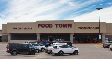 Food Town. Food Town, sometimes referred to as Lewis Foo