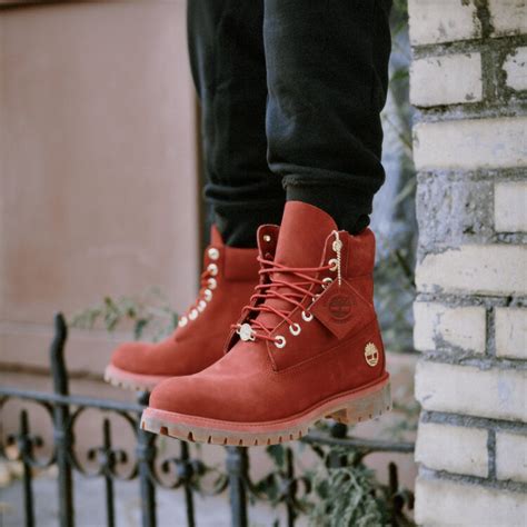 Foot locker timberland. Foot Locker. Bay Ridge. Open Now - Closes at 8pm. 5.6 mi. 457 86th Street #459. Brooklyn, NY 11209. (718) 748-0065 Directions. Search Other Locations. Visit your local Foot Locker at 560 Broadway in Bayonne, New Jersey to get the latest sneaker drops and freshest finds on brands like adidas, Champion, Nike, and more. 