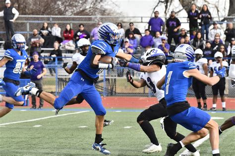 Football: Broomfield puts on a clinic against Mesa Ridge in 4A quarters