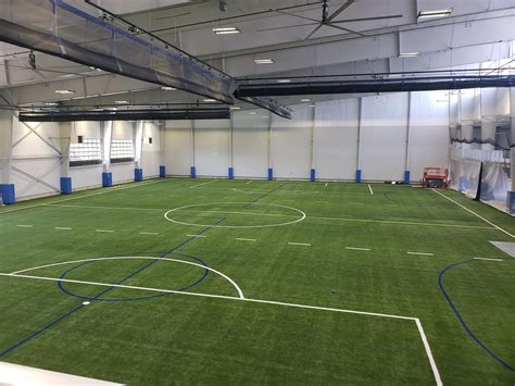 Jun 5, 2021 · Just off the north end of the indoor practice field sits a 24,000 square foot strength and conditioning area, which is four times the size of the space previously used in the Gossett Football Team ... . 