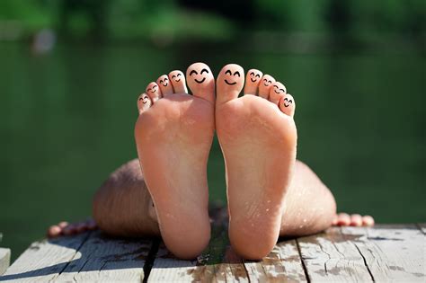 A foot fetish is a sexual interest in feet. In other words, feet, toes, and ankles turn you on. This particular preference for feet can vary from person to person. Some people are turned on just .... 