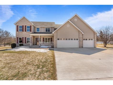 For Sale: 1943 Pheasant Run Drive NE, Owatonna, MN 55060