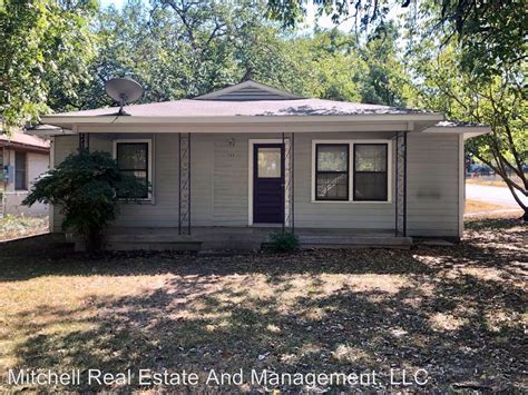 For rent weatherford tx. Check out the Townhome rentals currently on the market in Weatherford TX. View pictures, check Zestimates, and get scheduled for a tour. 