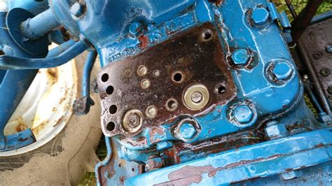 Ford 3000 hydraulic pump removal. .  ...