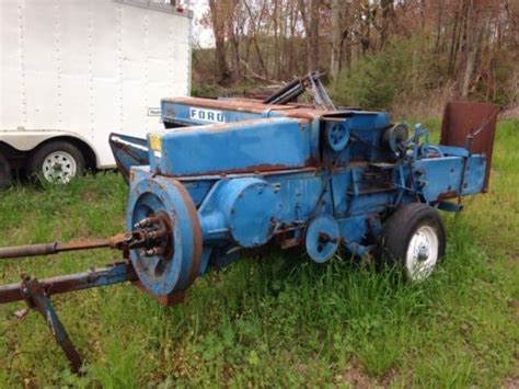 Ford 532 Hay Baler #525909321 - worthpoint.com