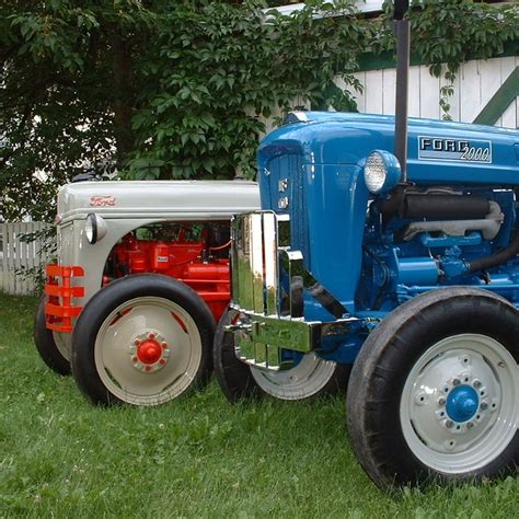 Ford 8n Wheel - Steiner Tractor Parts