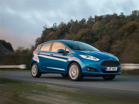 Ford Auto-Versicherung FORD DE