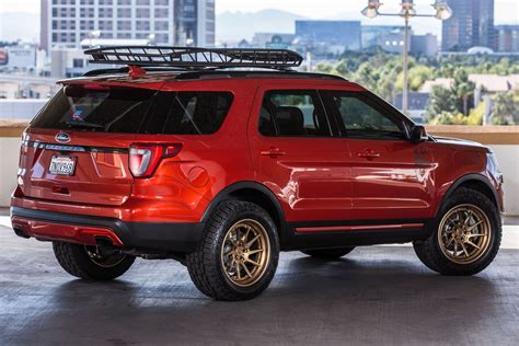 Ford explorer off road. Dec 22, 2020 ... Looking to edge into more of the overland, soft-roading arena, Ford has an upcoming off-road version of the Explorer. 