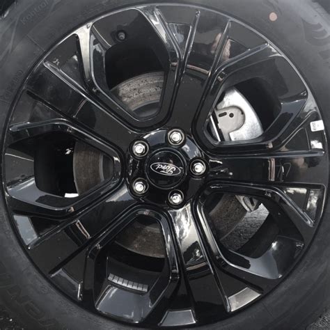 The tire size of any 2015 Ford Explorer is based on the wheel width, and as soon as you know this fact, you can select from many different tire features. The center hole of any new wheel determines its fitting to the automobile. If the new hole is bigger than the original one, then a spigot ring can assist.. 