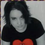 Obituary. Vicky Lynn Lyons Vicky Lynn Lyons, age 34 of Charlotte, NC died on June 9, 2011. She was born in Big Spring, Texas, daughter of William Harry Lyons and Crystal Bailey Lyons. Vicky was a .... 