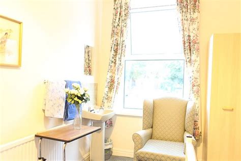 Forest Lodge Care Home - The Highest standard of care …