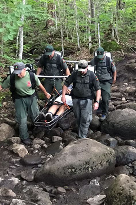 Forest Rangers assist injured hiker on Plateau Mountain