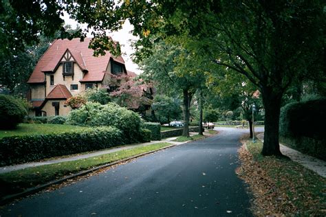 Forest Hills, residential section of the borough of Queens, New York City, southeastern New York, U.S., on Long Island. Originally part of a district called Whitepot, which was settled about 1652, it was named Forest Hills in about 1910 for its location on wooded heights. The stadium of the West. 