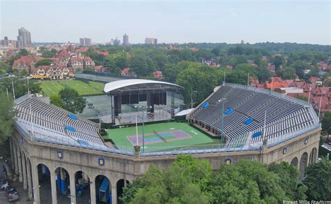 Forest hills stadium new york. Jul 13, 2020 · 1. Rock n' party in Forest Hills Stadium. Known as Home of the US Open until 1978, the recently-renovated stadium is now used as a 14,000-seat venue for an annual summer concert series. During its heyday back in 1970s and 60s, the stadium hosted The Beatles, Barbra Streisand, The Rolling Stones and Simon and Garfunkel. 