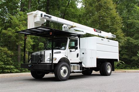 Forestry Bucket Trucks For Sale in TEMPERANCE, MICHIGAN - 10 …