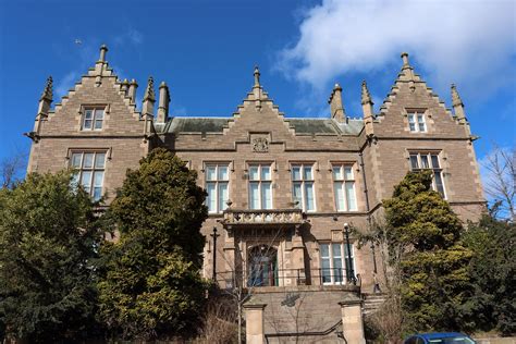 Forfar Sheriff Court - Wikipedia