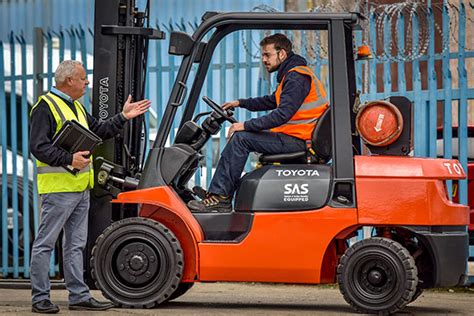 Forklift Driver 1st & 2nd Shift - SRC Logistics, Illinois - LinkedIn