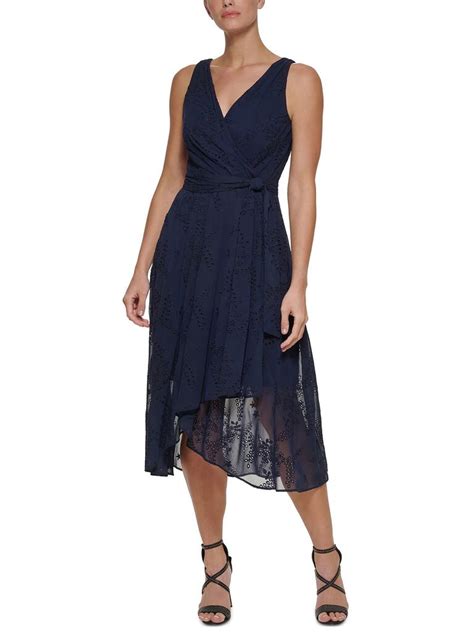 Formal petite wedding guest dresses.  Sweetheart neckline.  Stylish, comfort...
