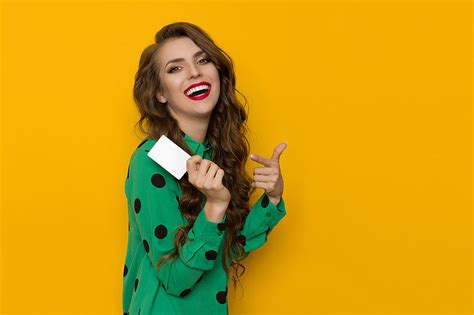 Check Your Visa Gift Card Balance. Start by looking at the back of your gift card. Typically, you’ll find a toll-free number you can call to discover your balance. Or you can check your balance by visiting the card issuer’s site and entering your card’s 16-digit number and security code.. 