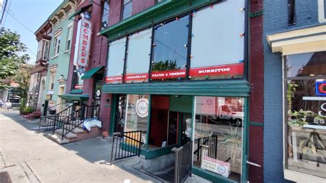 Former Bombers Burrito Bar buildings up for rent/sale