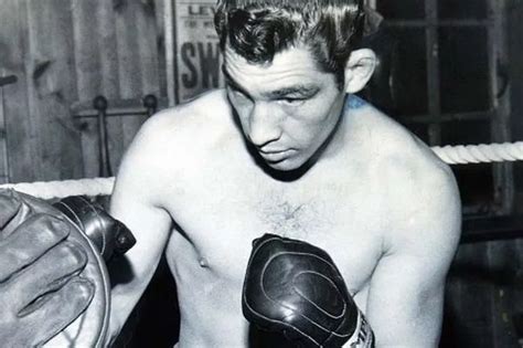 Former British champion boxer Wally Swift dies, aged 76