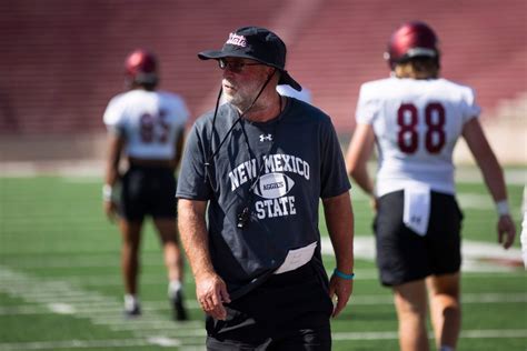 Former Gophers coach Jerry Kill steps down at New Mexico State