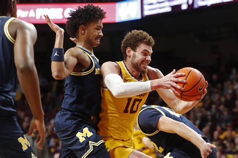 Former Gophers wing Jamison Battle to transfer to Ohio State