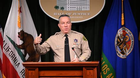 Former LASD Sheriff Villanueva launches radio program