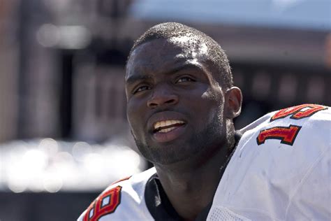 Former NFL player Mike Williams died of dental-related sepsis, medical examiner says