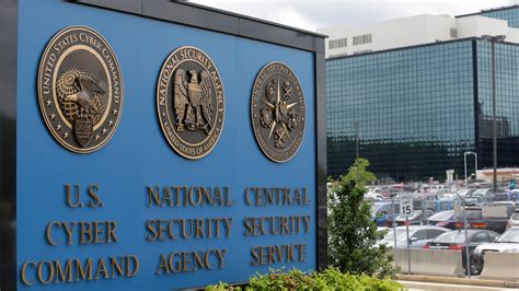 Former NSA worker pleads guilty to trying to sell US secrets Russia