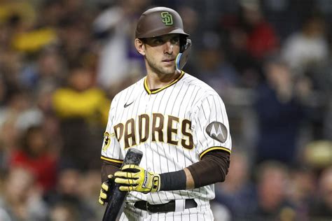 Former Padres catcher Austin Nola agrees to minor league deal with Brewers