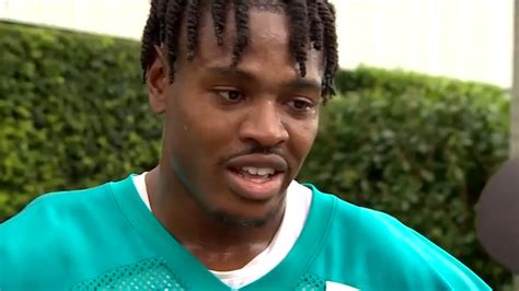 Former UM linebacker who suffered head injury at 9 years old looks for spot on Dolphins during training camp