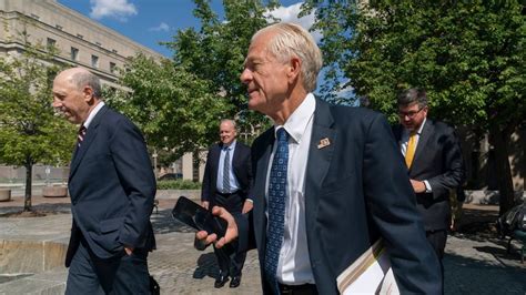 Former White House trade adviser Peter Navarro leaves federal …