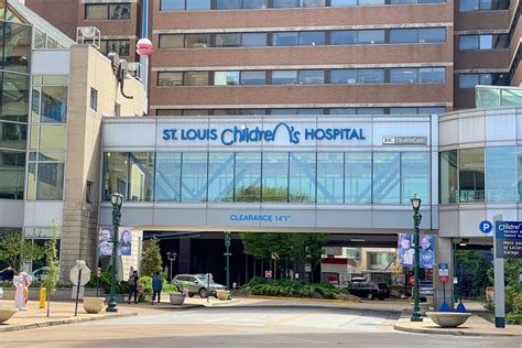 Former employee of St. Louis transgender clinic reaffirms allegations of misconduct