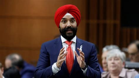 Former industry minister Navdeep Bains gets Rogers job two years after leaving office