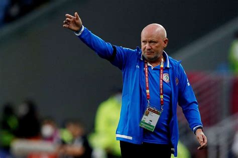 Former midfielder Ivan Hašek returns as the Czech Republic coach