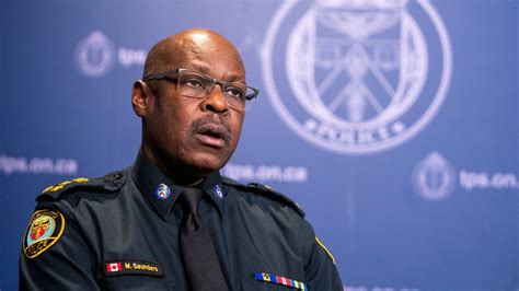 Former police chief Mark Saunders to run for Mayor of Toronto