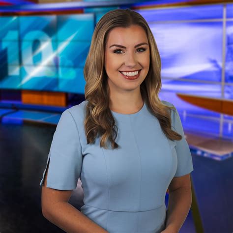 Elizabeth Bateson is a Reporter and Anchor H at WIT