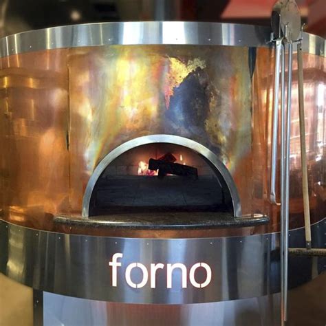 Forno short north. Located in the heart of the Short North Arts District, Forno offers the best atmosphere and contemporary cuisine in the city, with alluring views of our custom stone-fire oven and High Street happenings. An unrivaled Happy Hour includes hand-crafted drinks, wine by the glass, Ohio drafts, signature pizzas, and sharables like hand-rolled arancini over San 