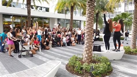 Fort Lauderdale women’s walking group promotes fitness and friendship