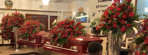Fort bend funeral homes.  Fort Bend Memorial Planning Center, Rosharon.  Com...