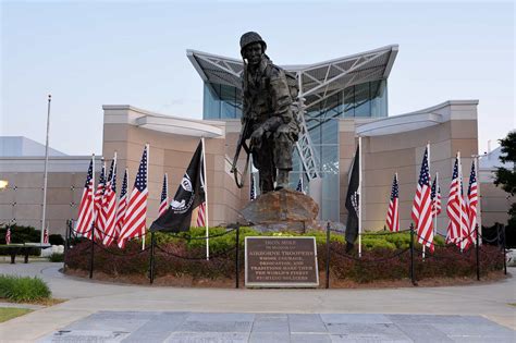 Fort bragg nc visitor center. Jun 1, 2023 · Here’s what you need to know. By Rachael Riley, The Fayetteville Observer. Jun 1, 2023. Fort Bragg will be officially renamed Fort Liberty in June 2023. (Chris Seward/AP) Editor’s Note: This ... 