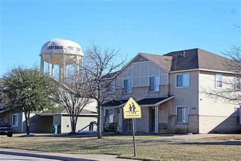 Fort hood texas bah. MILITARY HOUSING AREA: FORT HOOD, TX (TX286) MONTHLY ALLOWANCE: E 7 with DEPENDENTS: E 7 without DEPENDENTS: $ 1650.00. $ 1305.00. See BAH Frequently Asked Questions for more information. For other BAH concerns, contact your service's BAH POC. 