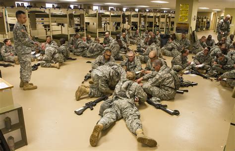 Jul 29, 2020 · Basic training at Fort Jackson ta